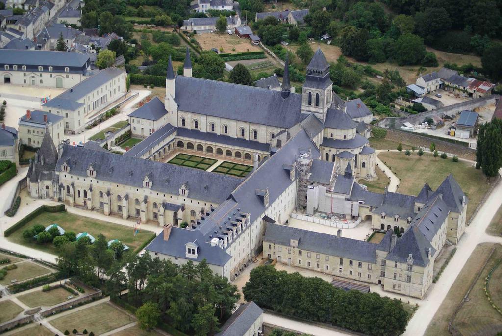 L'Orée Des Bois La Breille-les-Pins Esterno foto